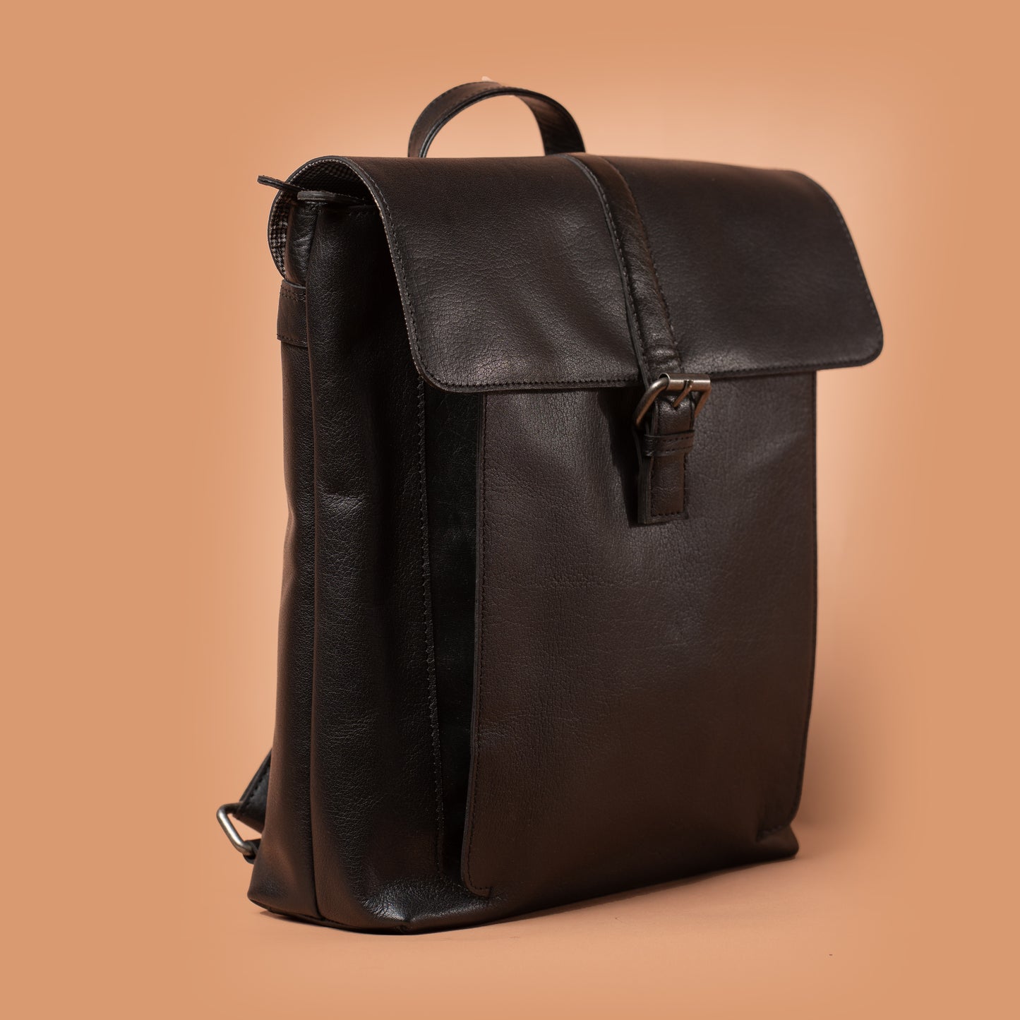 Noir Black Genuine Leather Executive Backpack Side Profile | Iron Tailor