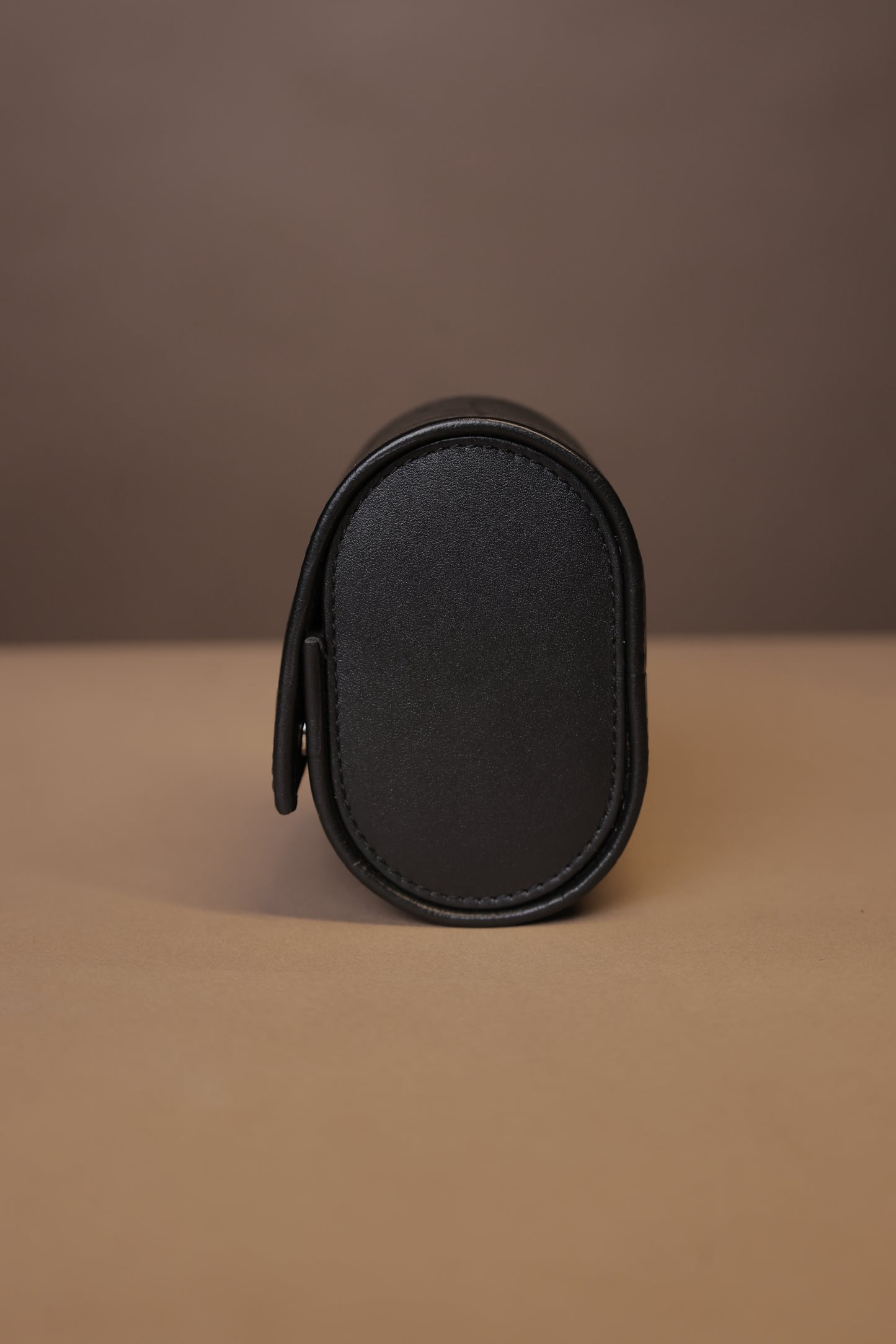 Premium Travel Watch Case Side View | Iron Tailor