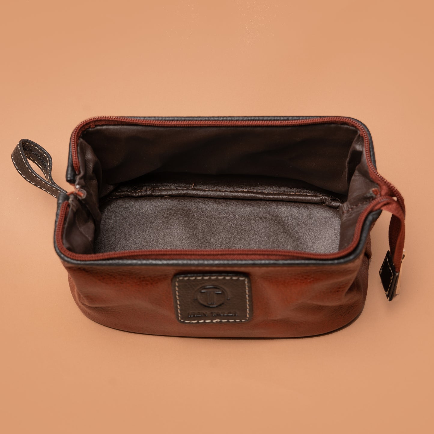 Open Leather Grooming Bag with Large Storage Space | Iron Tailor