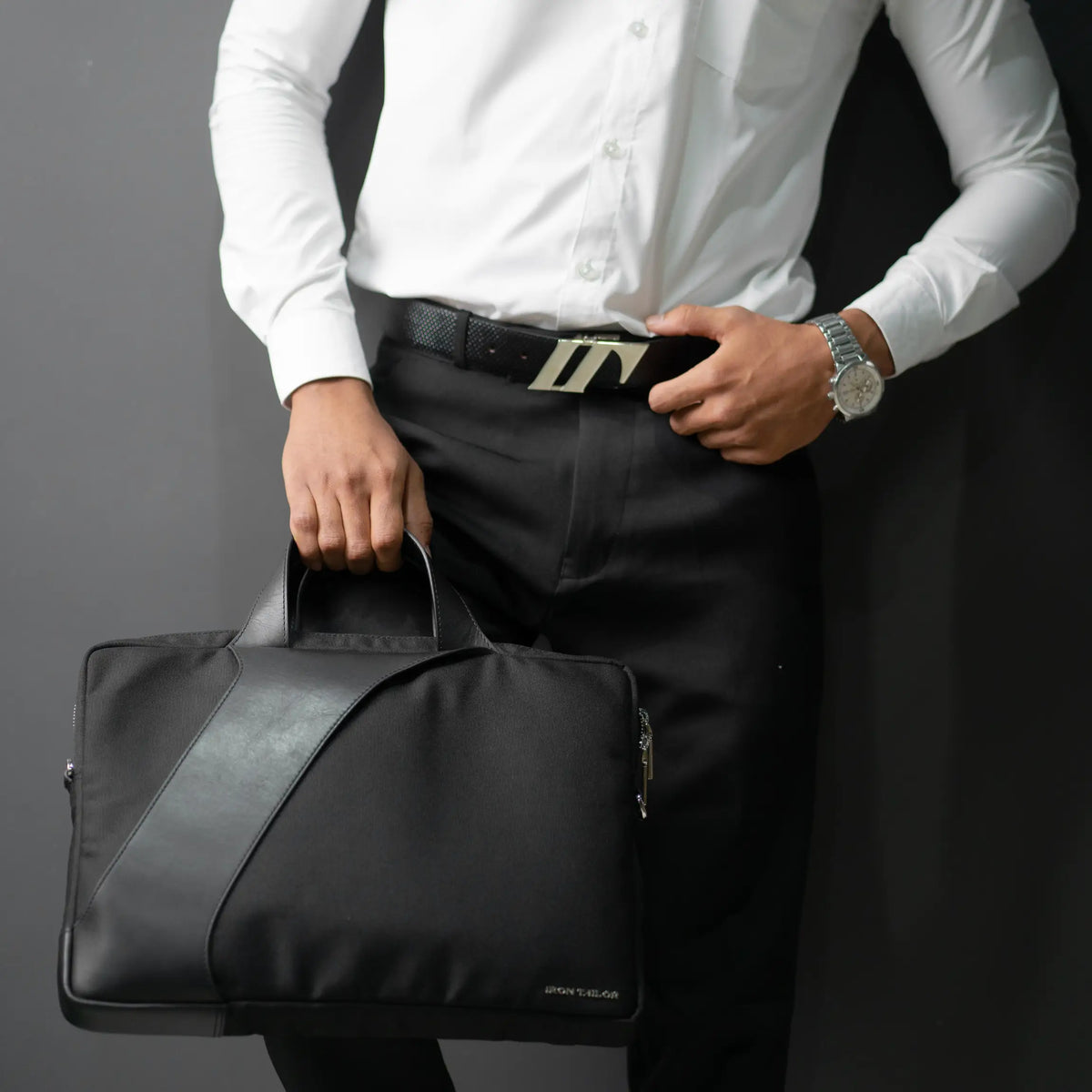 Mono Arc Laptop Bag