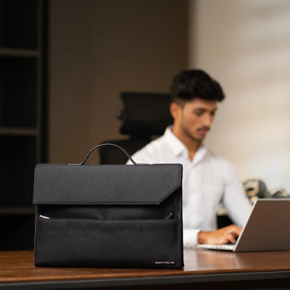 Creast Fold Laptop Bag