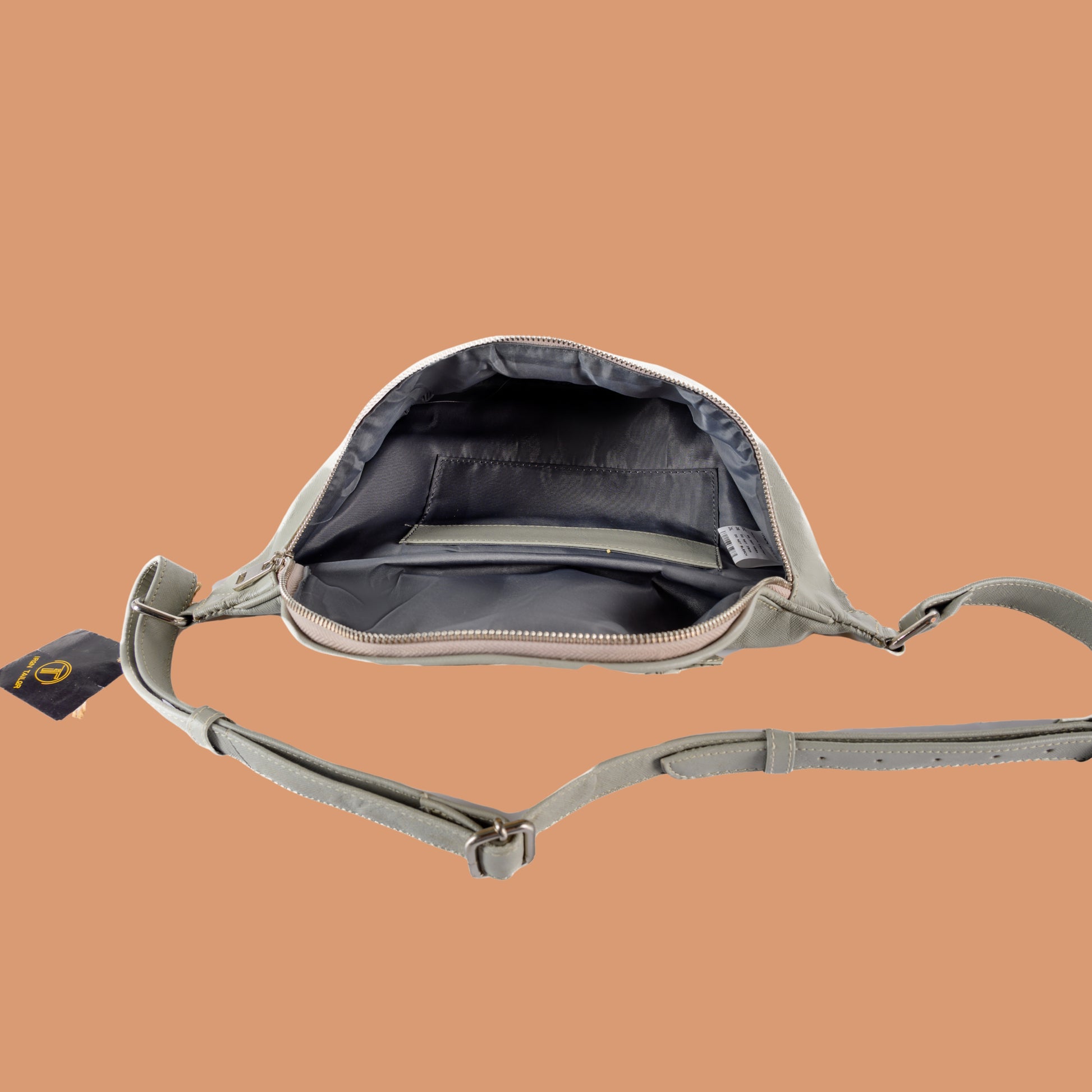 Leather Waist Bag with Spacious Zipper Compartment | Iron Tailor