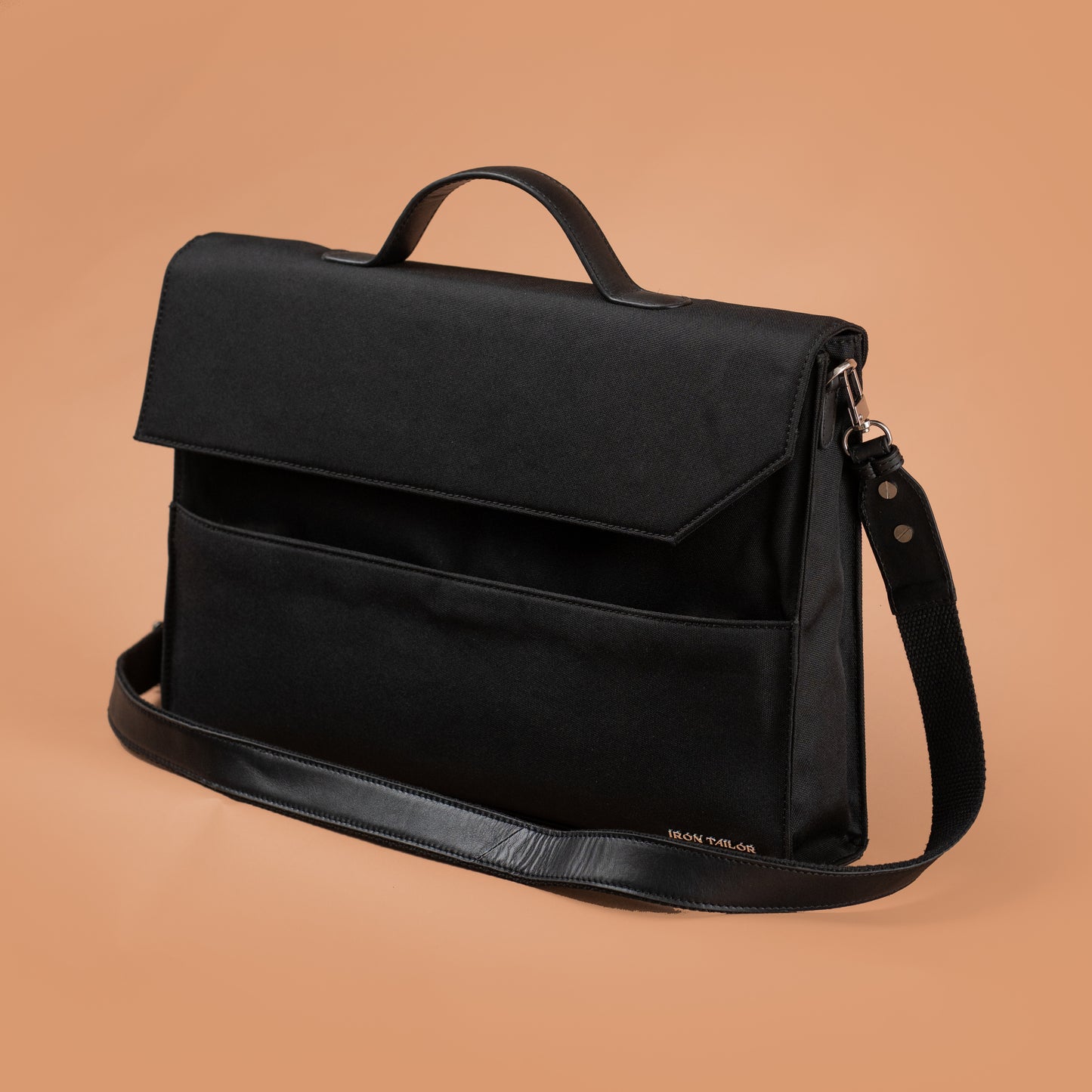 Creast Fold Laptop Bag with Adjustable Shoulder Strap | Iron Tailor