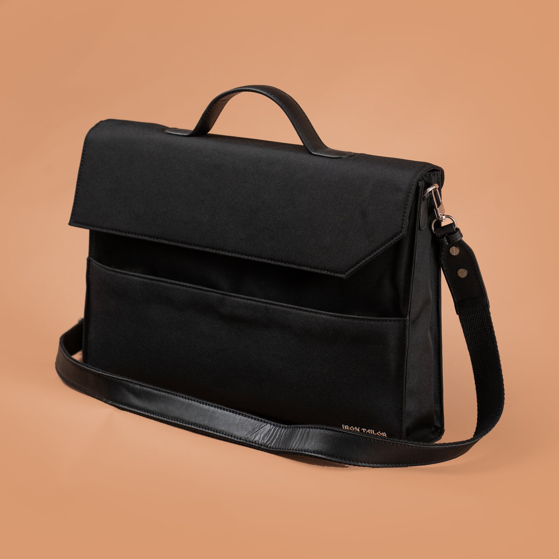 Creast Fold Laptop Bag with Adjustable Shoulder Strap | Iron Tailor