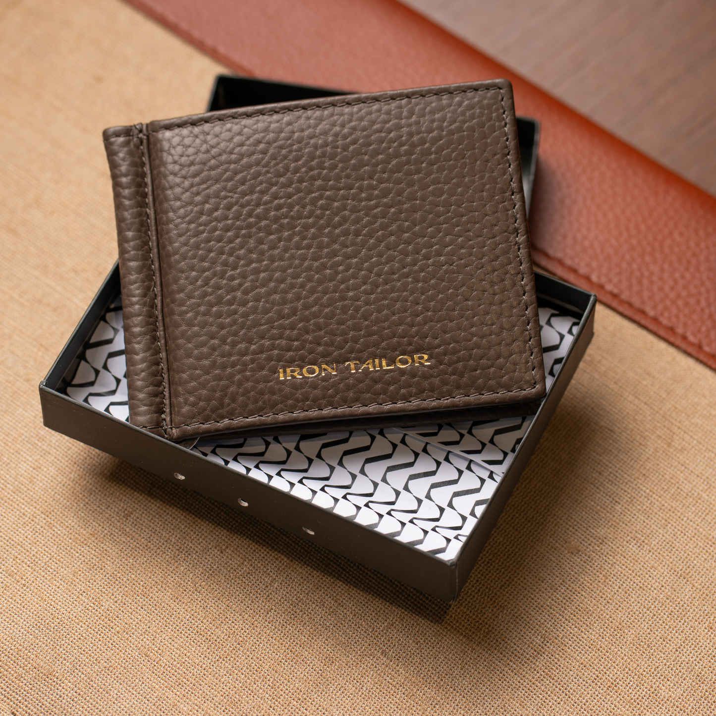 Grey Leather Money Clipper Premium Gift Box Presentation | Iron Tailor