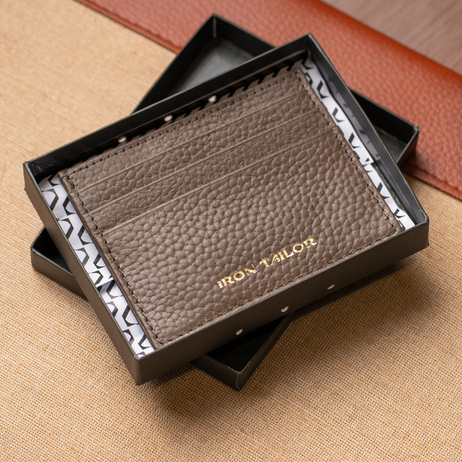 Grey Genuine Leather Card Holder for Men – Iron Tailor