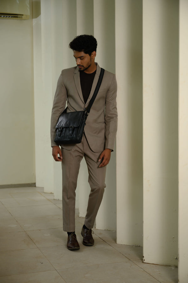 Amigo Sling Bag
