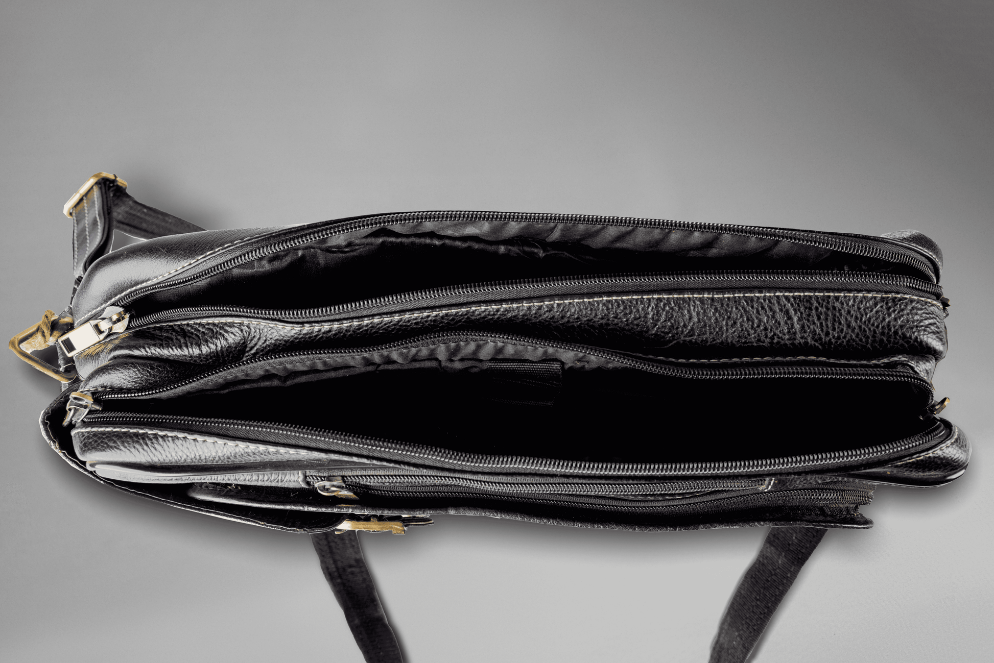 Black Genuine Leather Vintage Messenger Bag Interior View | Iron Tailor