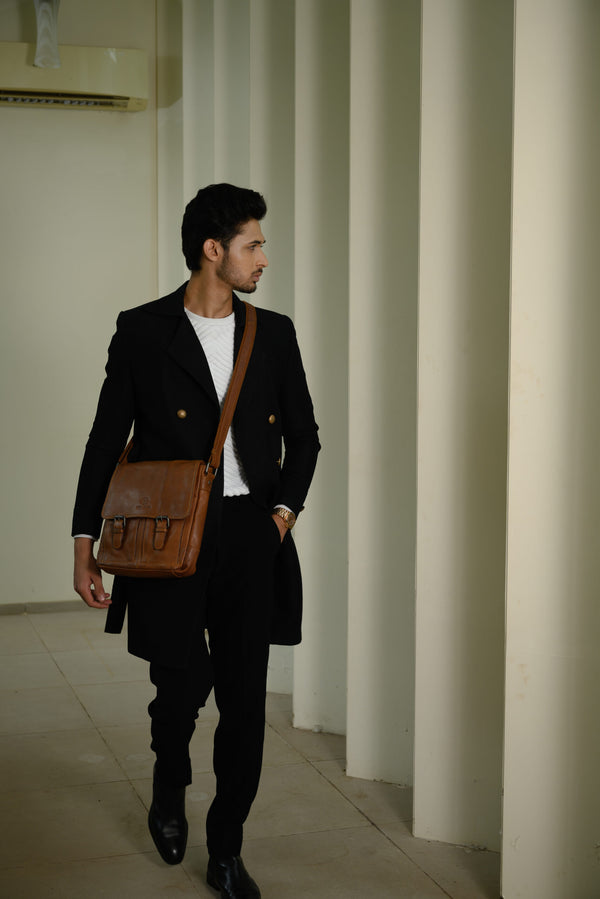 Amigo sling Bag