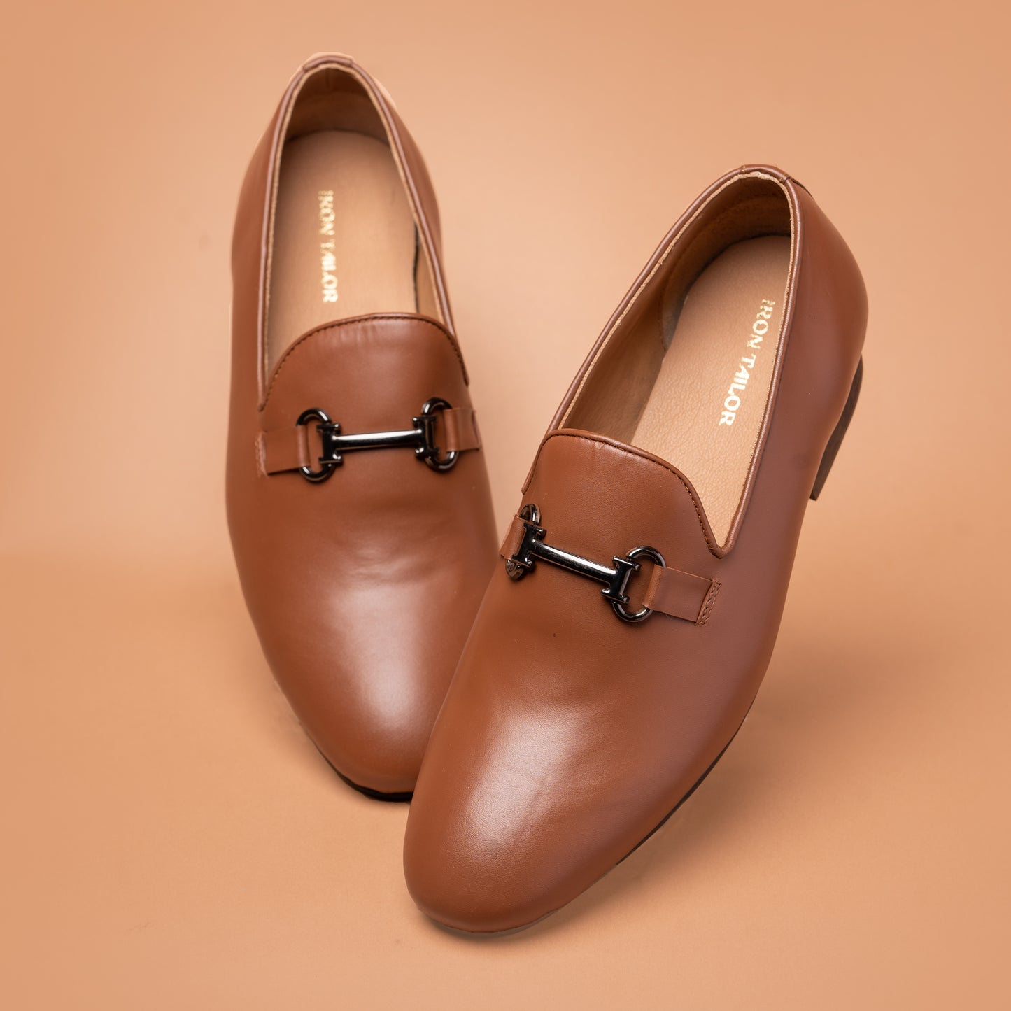 Brown Buckle Lofer