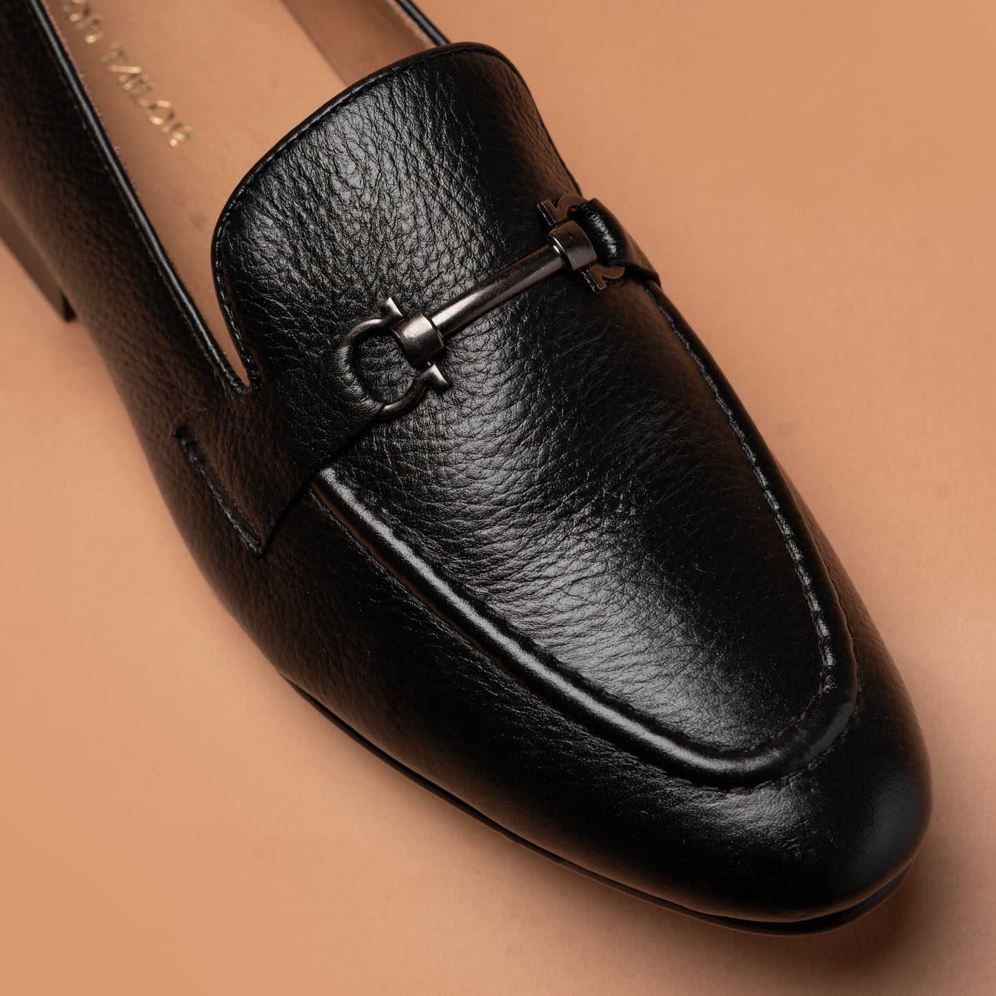 Black Leather Buckle Loafers Close-Up | Iron Tailor