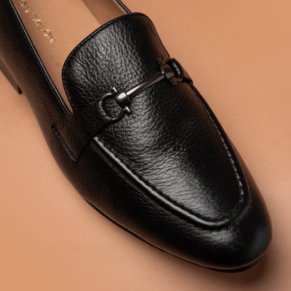 Black Leather Buckle Loafers Close-Up | Iron Tailor
