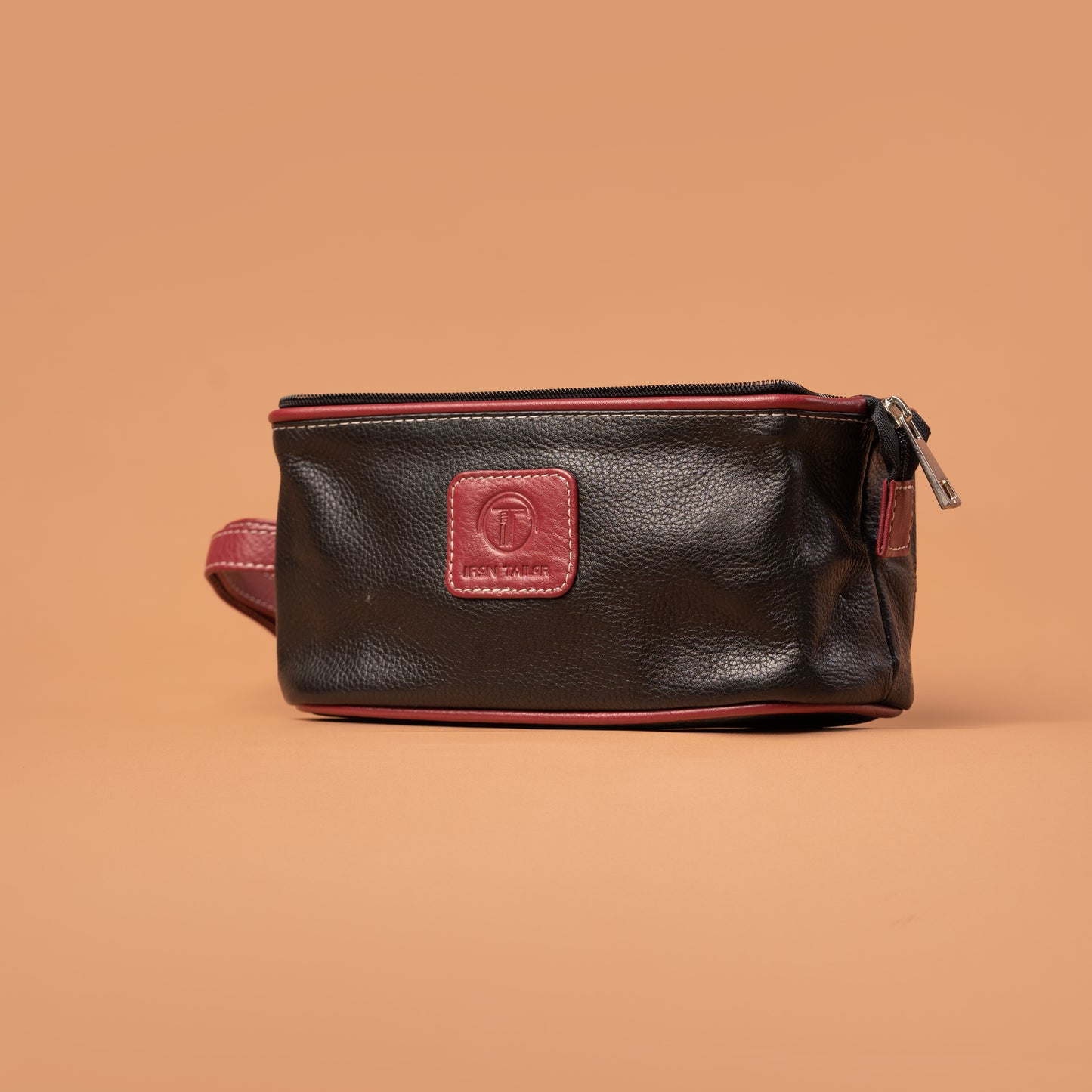 Handcrafted Leather Grooming Kit - Shaving & Travel Organiser for Unisex | Iron Tailor
