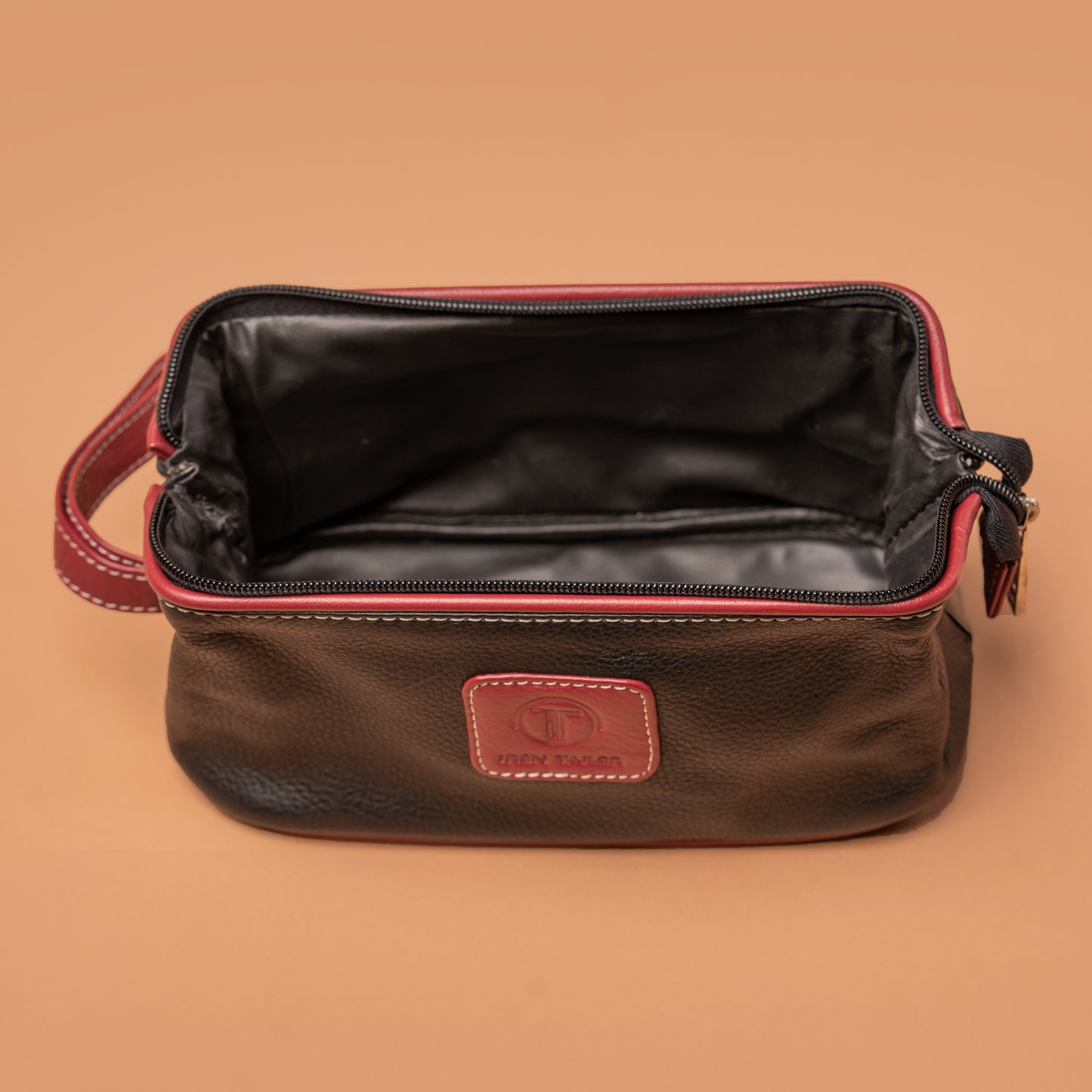 Spacious Leather Toilet Kit with Waterproof Lining | Iron Tailor