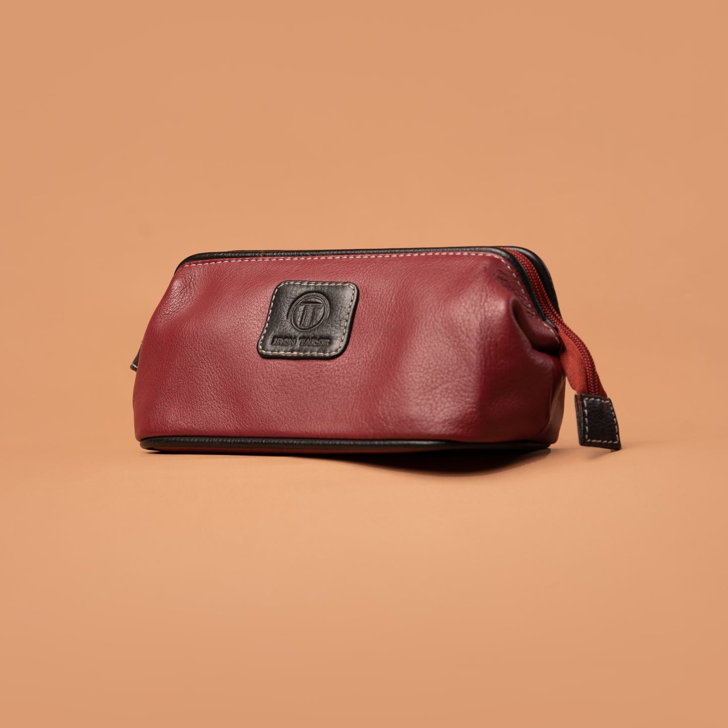 Handcrafted Leather Grooming Kit - Shaving & Travel Organiser for Unisex | Iron Tailor