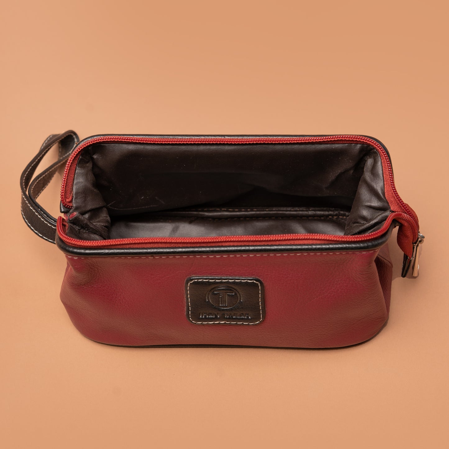 Handcrafted Leather Grooming Kit - Shaving & Travel Organiser for Unisex | Iron Tailor