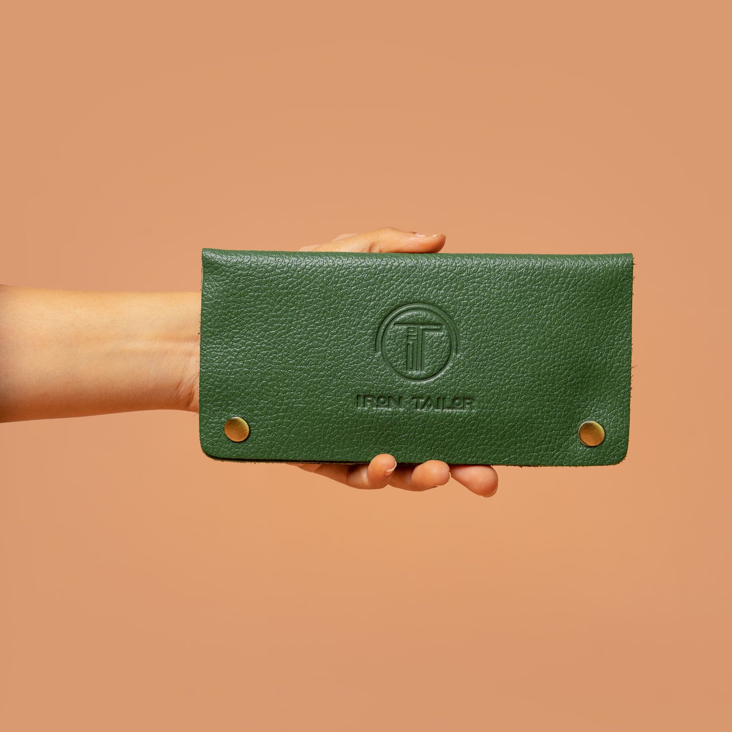 Genuine Leather Ladies Cash Wallet in green – Wallets For Women | Iron Tailor