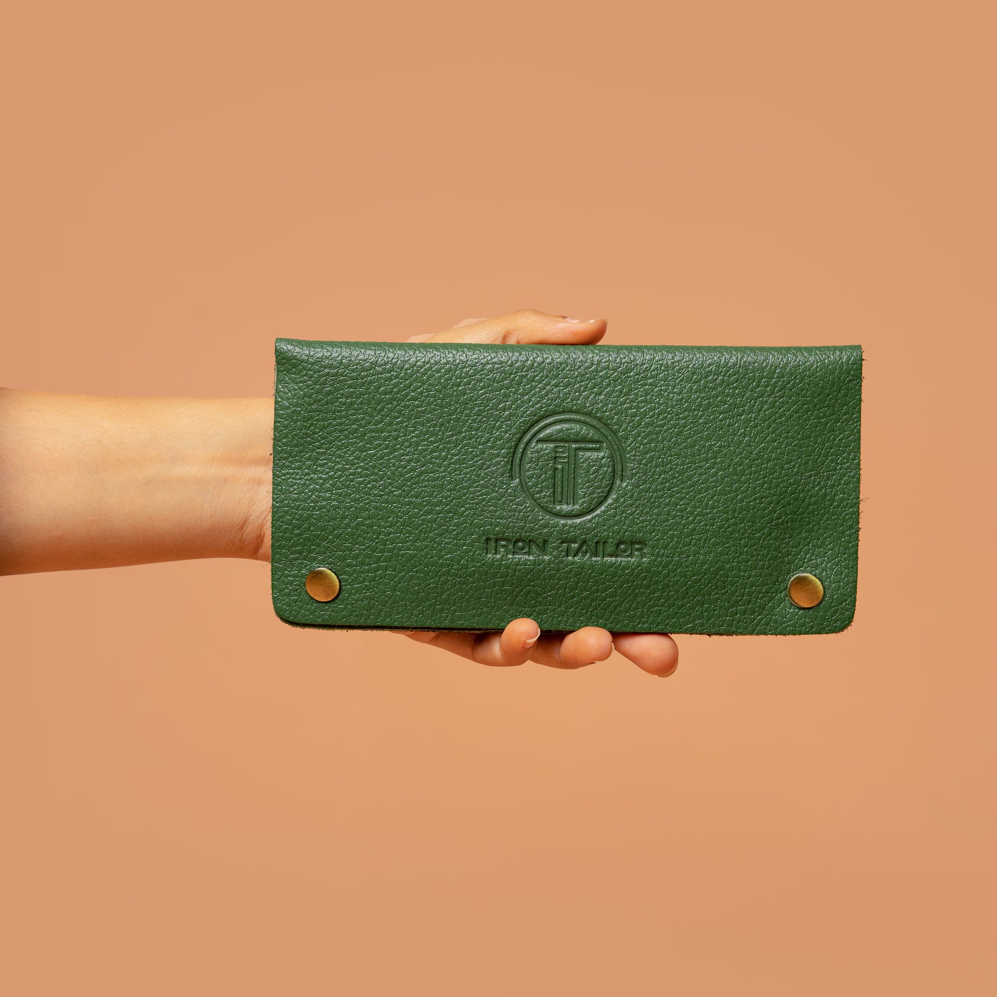 Genuine Leather Ladies Cash Wallet in green – Wallets For Women | Iron Tailor
