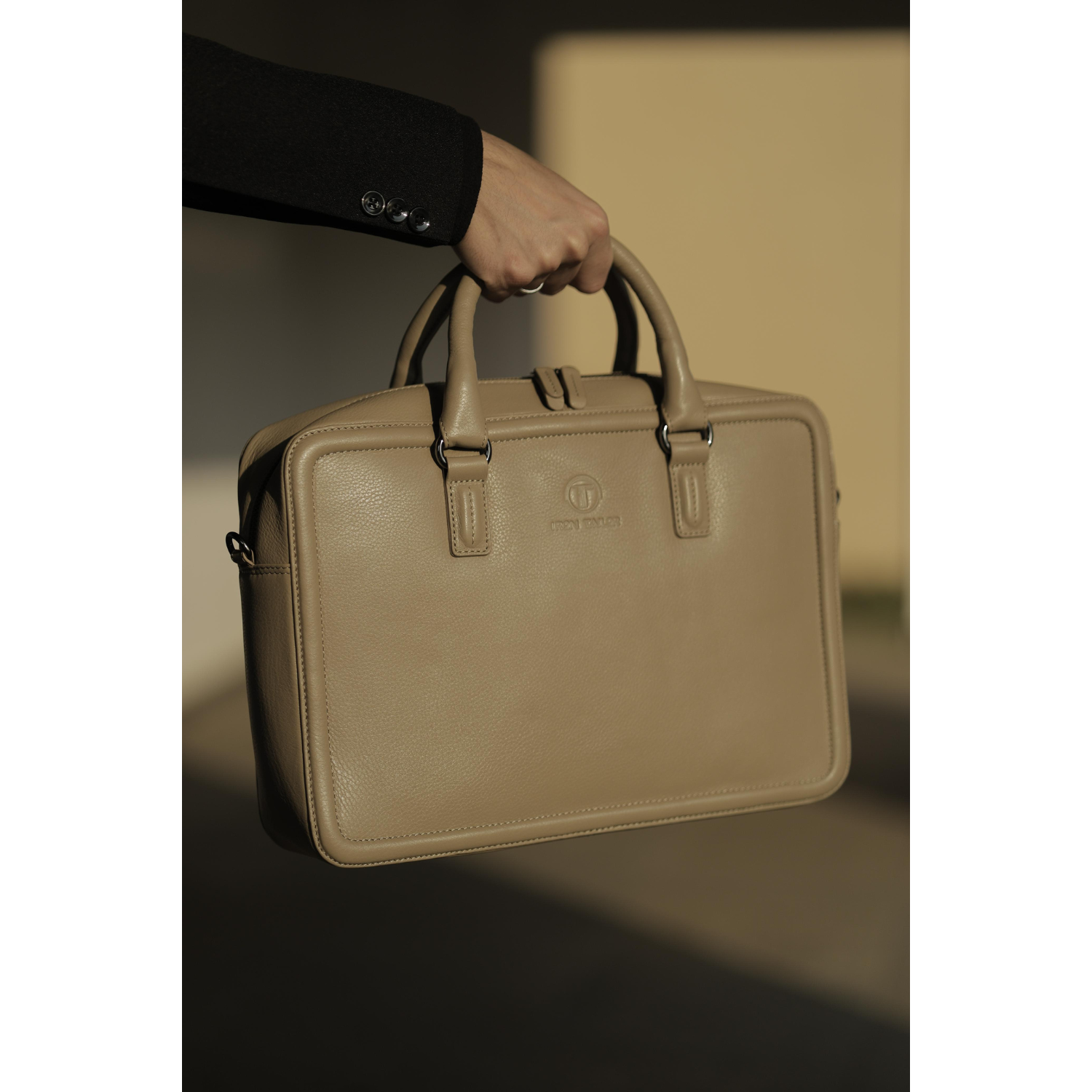 The Chest Laptop Bag Lifestyle View| Iron Tailor